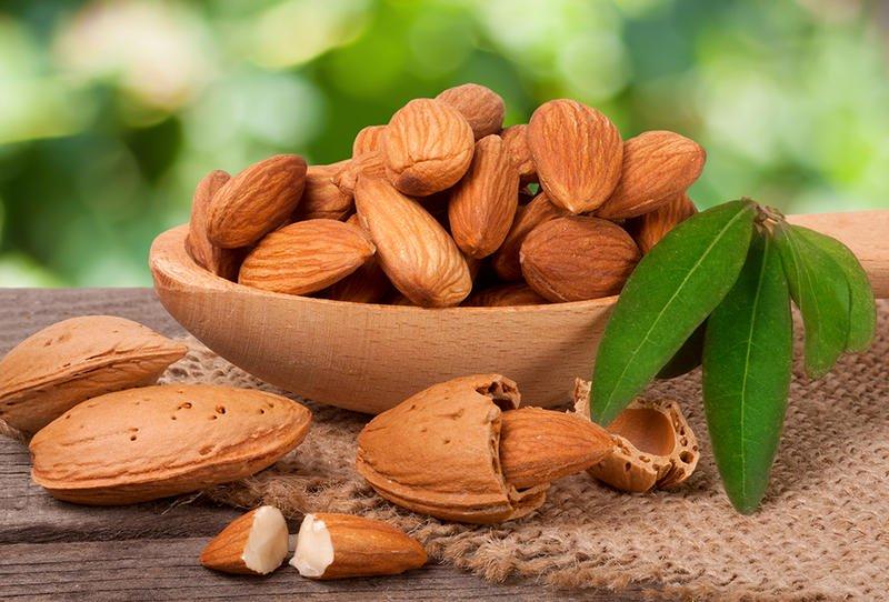 الفوائد الصحية تناول اللوز حصرى 507229535.jpg